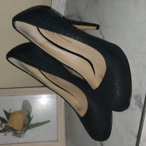INC snake skin print black heels